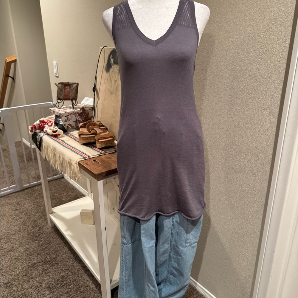 Rhys Dwfen Gray Relaxed Tank Top with Sleeveless Design
